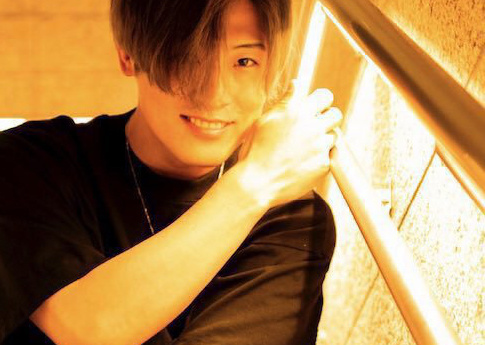舞台 THREE'S